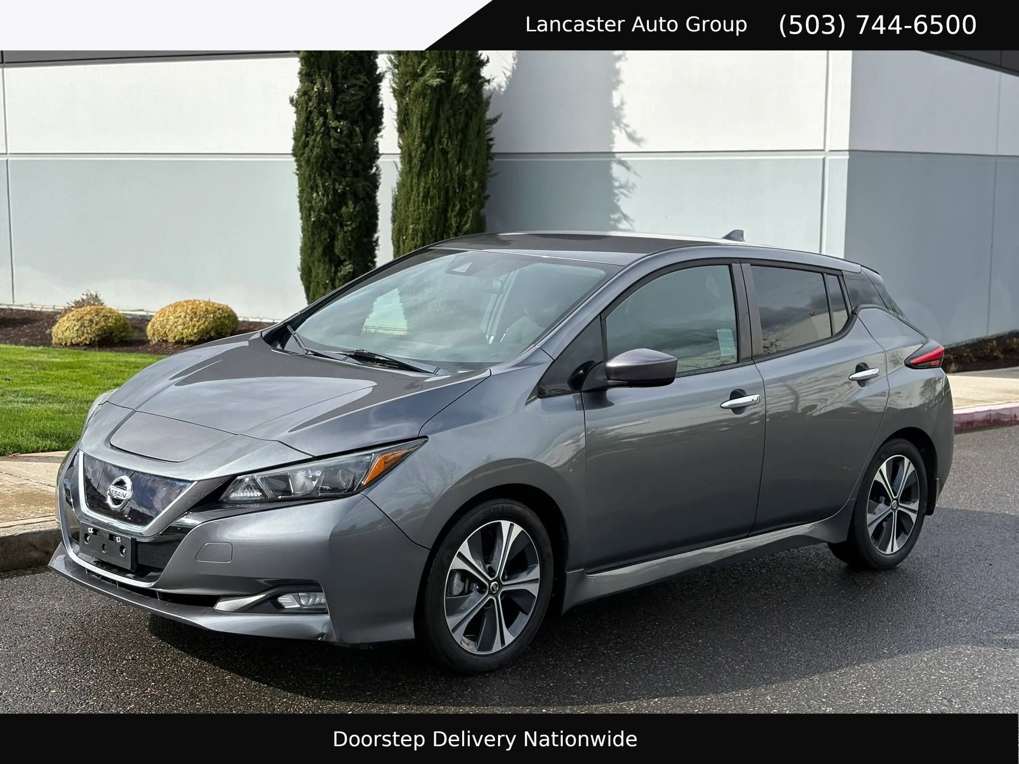 Used 2021 Nissan Leaf SV FWD image 1