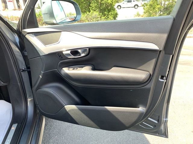 Used 2018 Volvo XC90 T6 Momentum w/ Convenience Package image 13