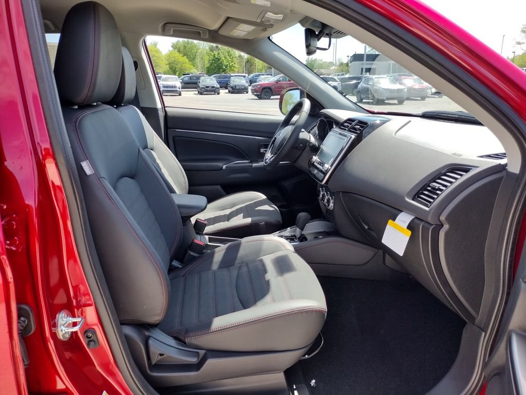 New 2026 Mitsubishi Outlander Sport SE AWD/4WD image 10