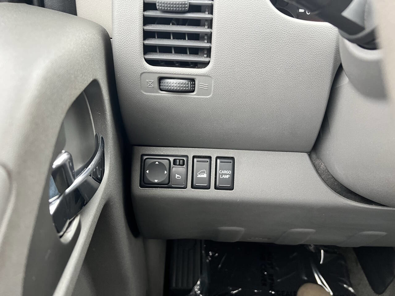 Used 2016 Nissan Frontier SV w/ SV Value Truck Package image 15