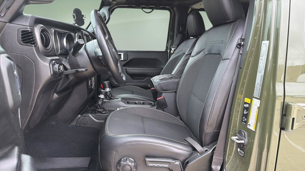Used 2023 Jeep Gladiator Sport AWD/4WD image 17