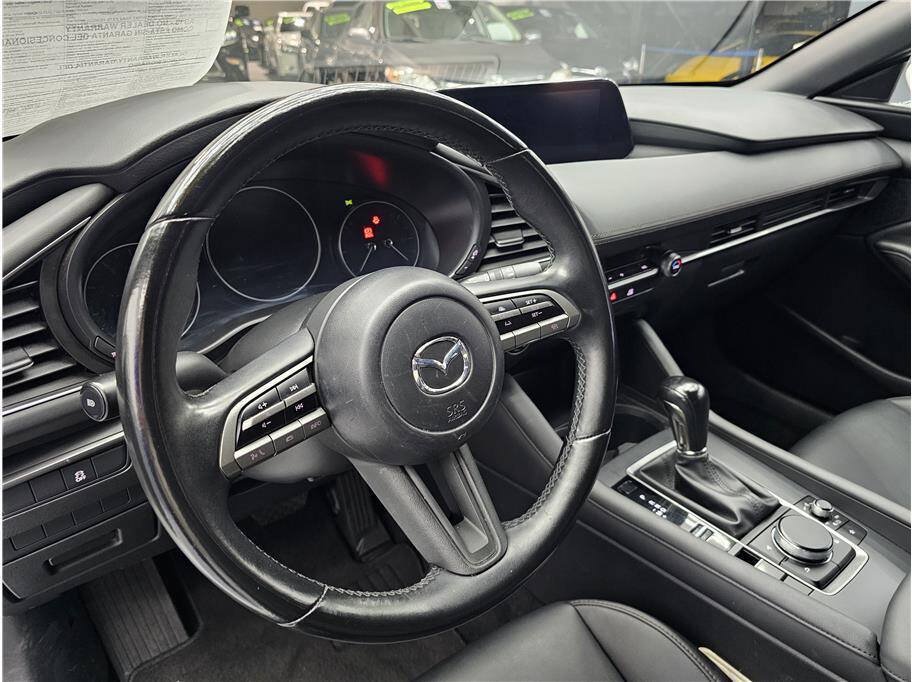 Used 2021 MAZDA MAZDA3 s FWD image 10