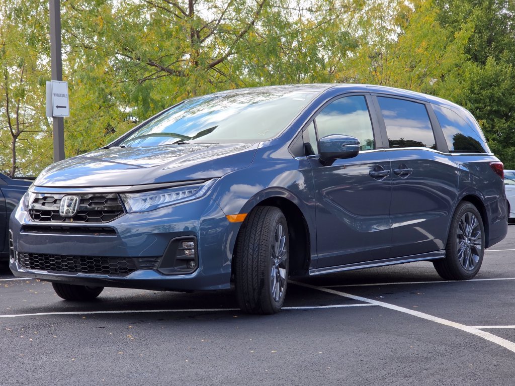 New 2027 Honda Odyssey Touring image 24