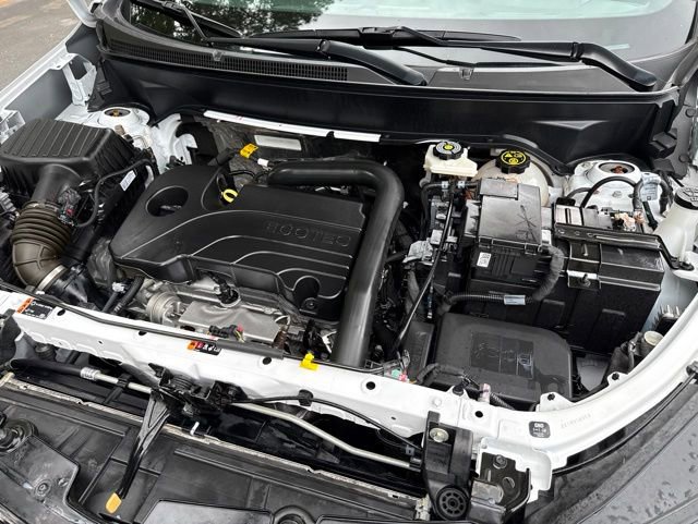 Used 2023 Chevrolet Equinox Premier FWD image 35