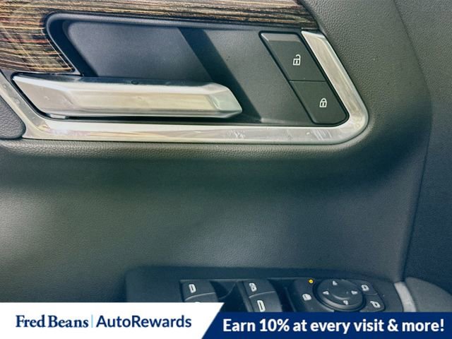 New 2026 GMC Sierra 1500 Elevation image 17