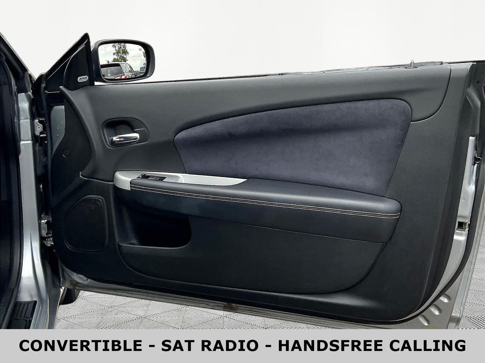 Used 2014 Chrysler 200 S FWD image 27