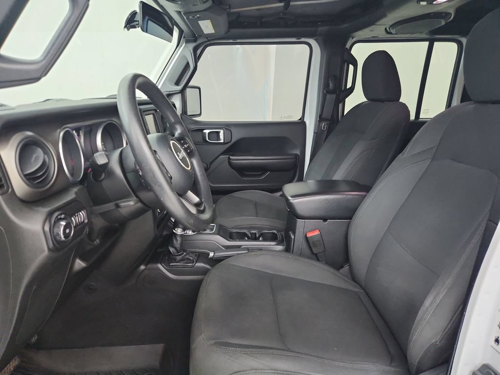Used 2018 Jeep Wrangler Unlimited Sport AWD/4WD image 20