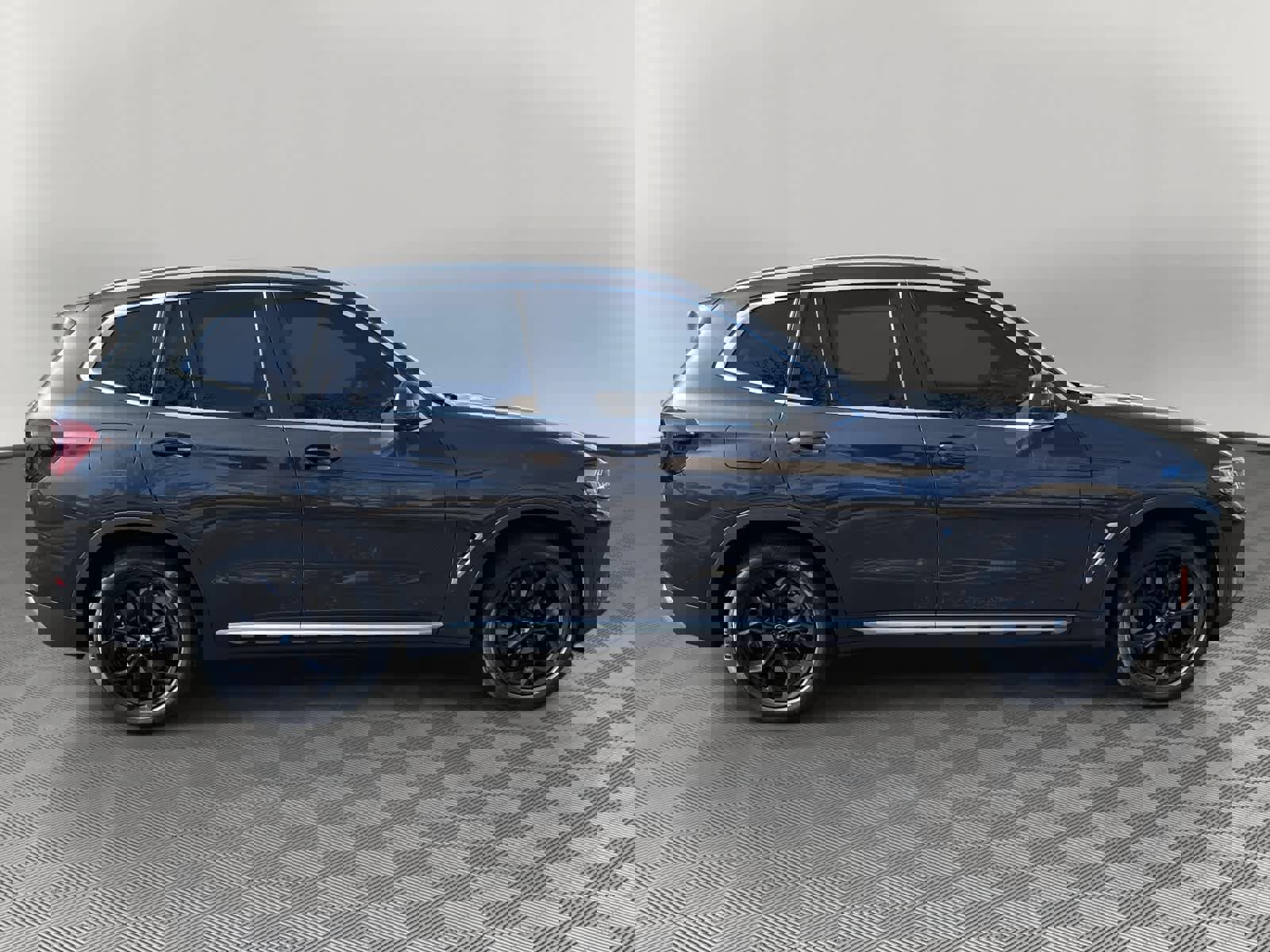 Certified 2023 BMW X3 xDrive30i w/ Premium Package image 2