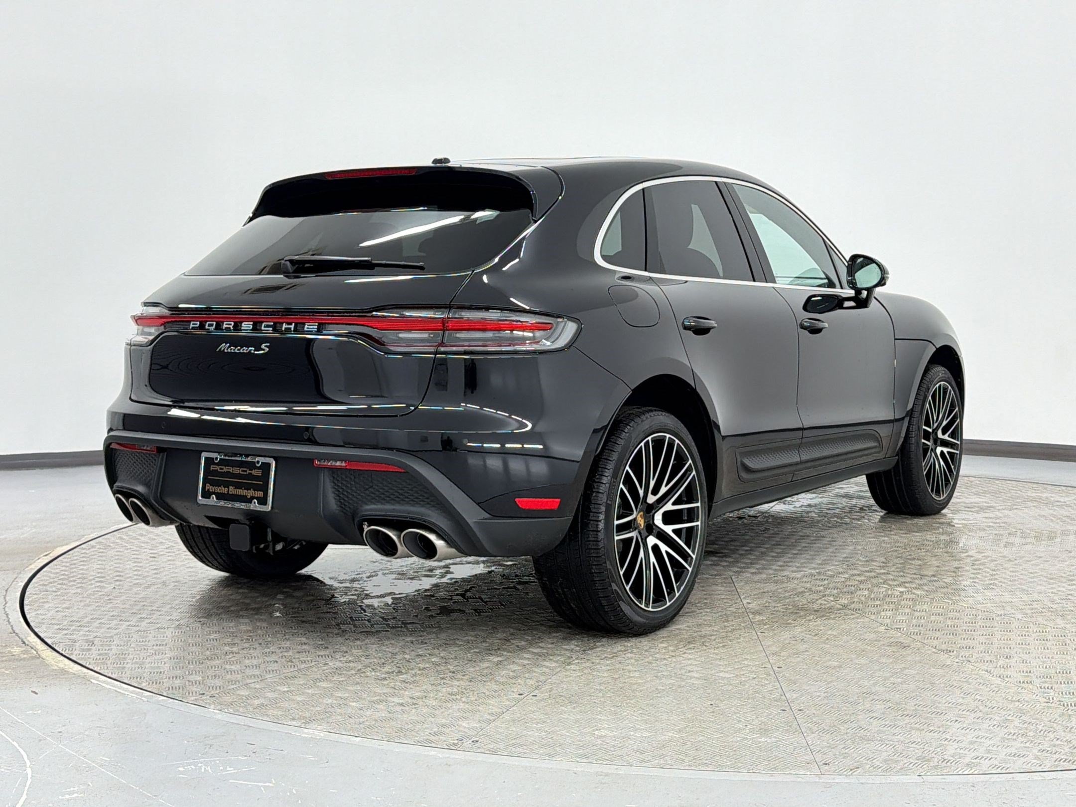 New 2026 Porsche Macan S AWD/4WD image 9