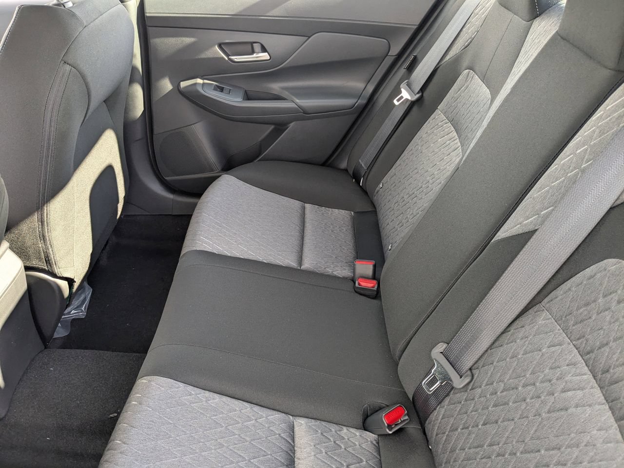 New 2026 Nissan Sentra SV w/ SV Convenience Package FWD image 27