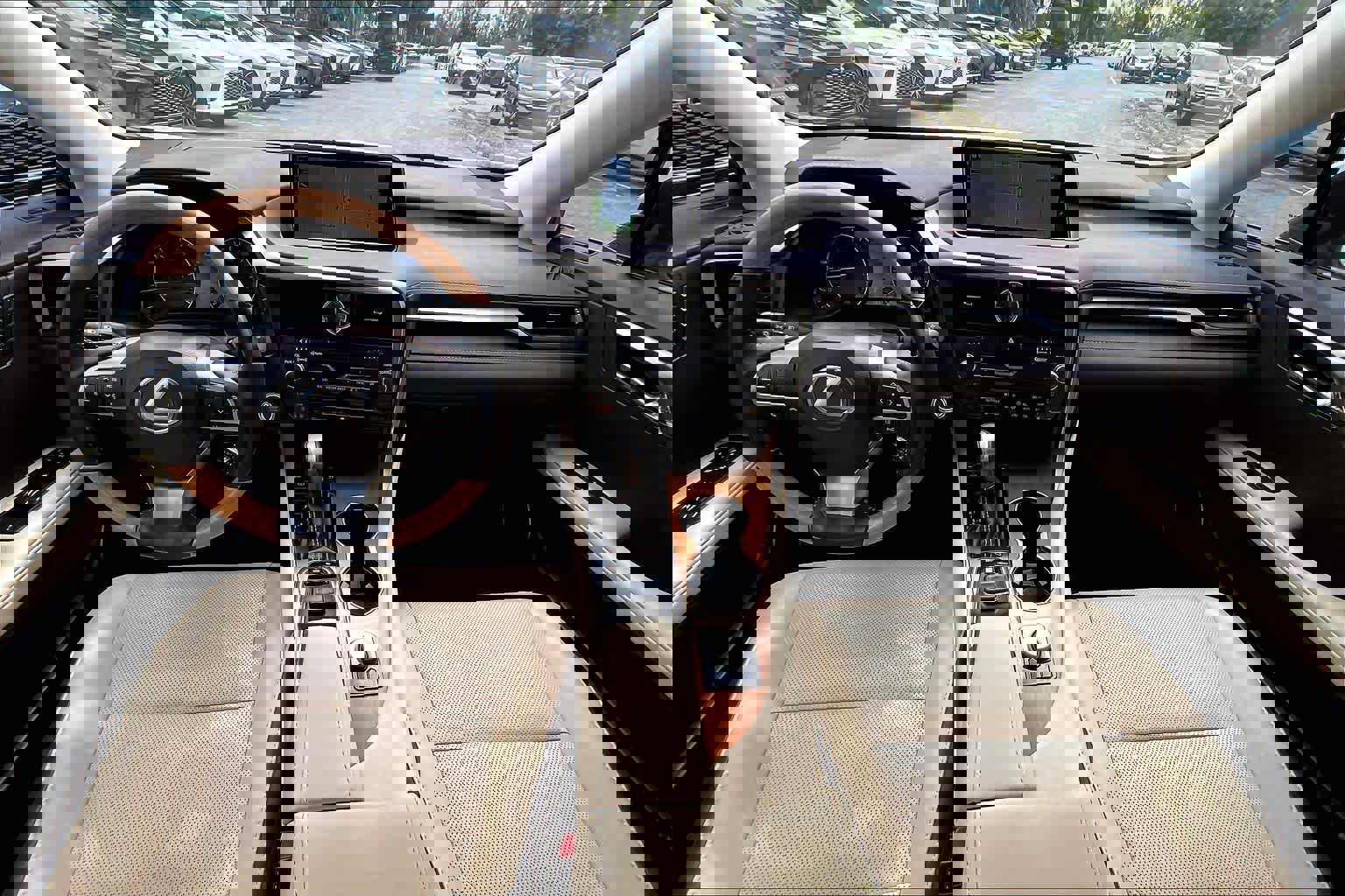 Used 2019 Lexus RX 350 FWD w/ Navigation Package image 16