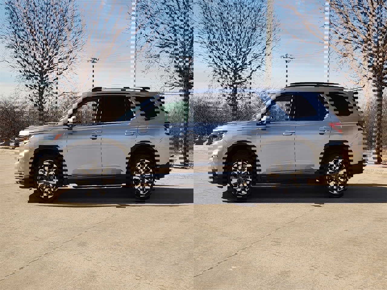 Used 2023 Honda Pilot Elite image 4