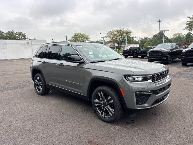 New 2027 Jeep Grand Cherokee Limited AWD/4WD image 6
