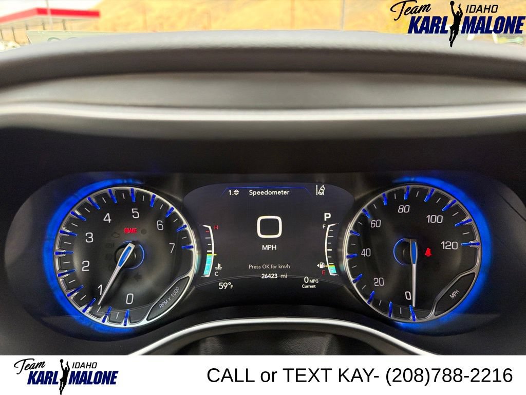 Used 2025 Chrysler Pacifica Select FWD image 37