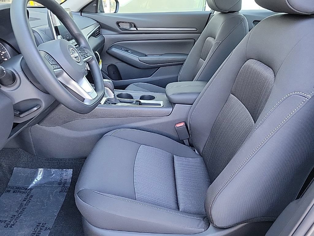 New 2026 Nissan Altima 2.5 SV FWD image 11