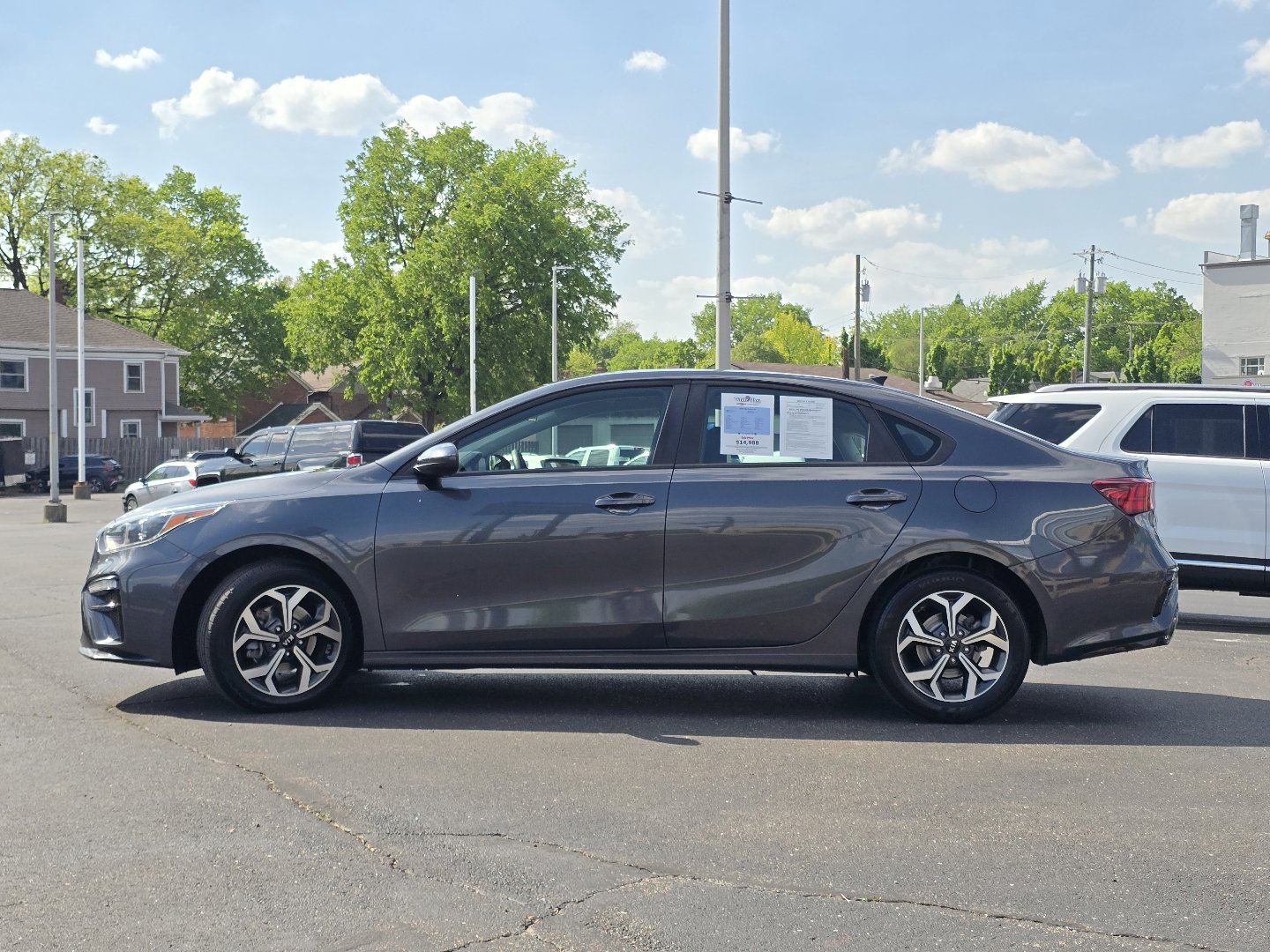 Used 2020 Kia Forte LXS FWD image 18