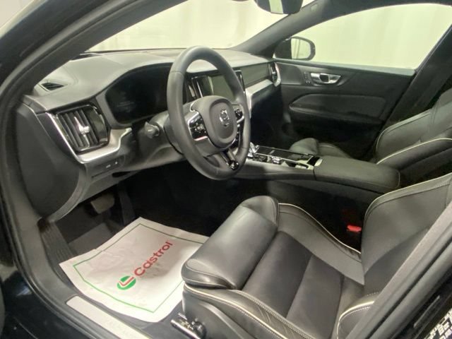 Used 2023 Volvo S60 T8 Ultimate AWD/4WD image 9