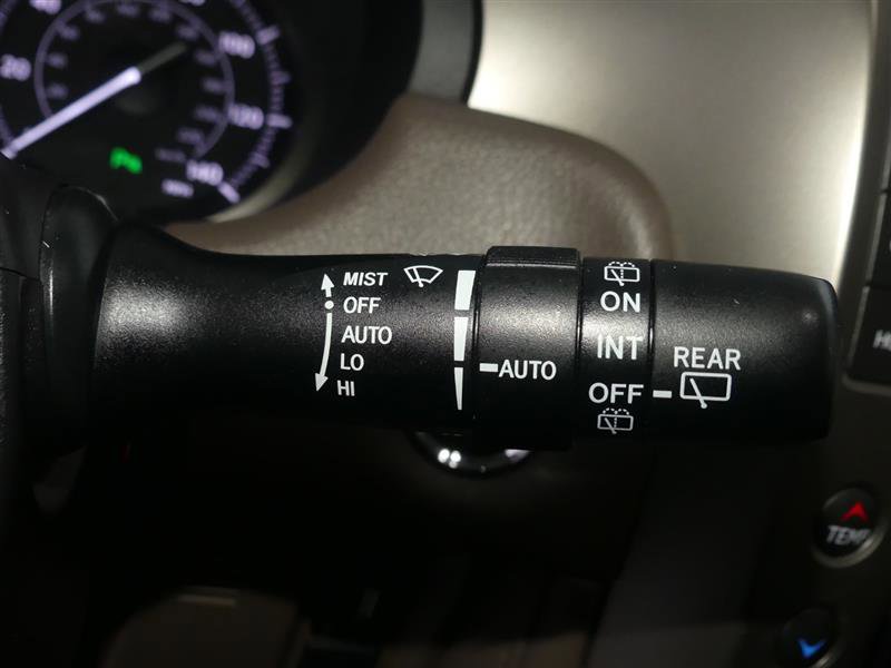 Used 2018 Lexus GX 460 Premium w/ Premium Package image 35