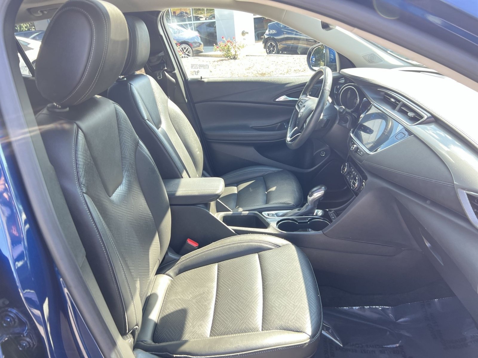Used 2023 Buick Encore GX Essence w/ Experience Buick Package AWD/4WD image 25