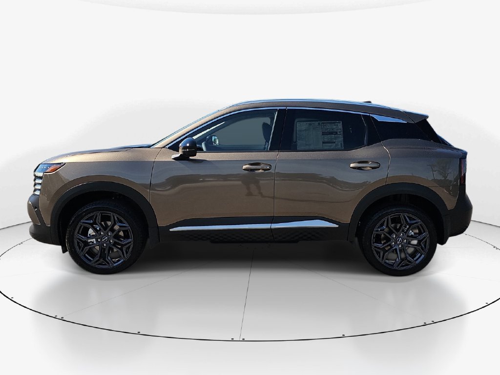New 2027 Nissan Kicks SR w/ Cold Weather Package FWD image 9
