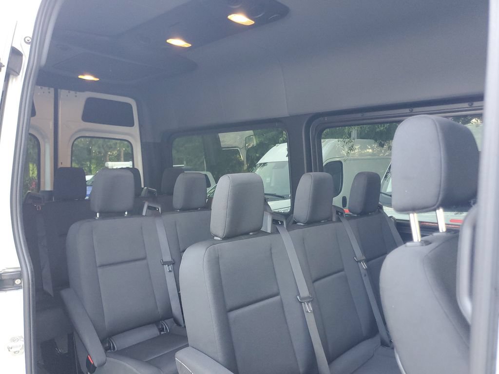 Used 2024 Mercedes-Benz Sprinter 2500 image 14