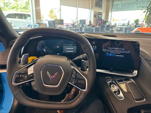Used 2025 Chevrolet Corvette Stingray Coupe w/ 1LT RWD image 10