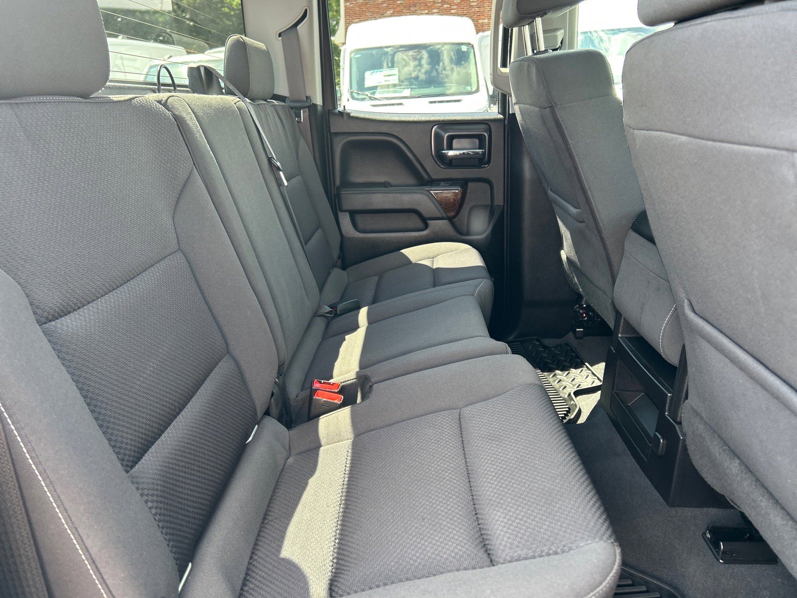 Used 2019 GMC Sierra 1500 SLE w/ Black Pack AWD/4WD image 19