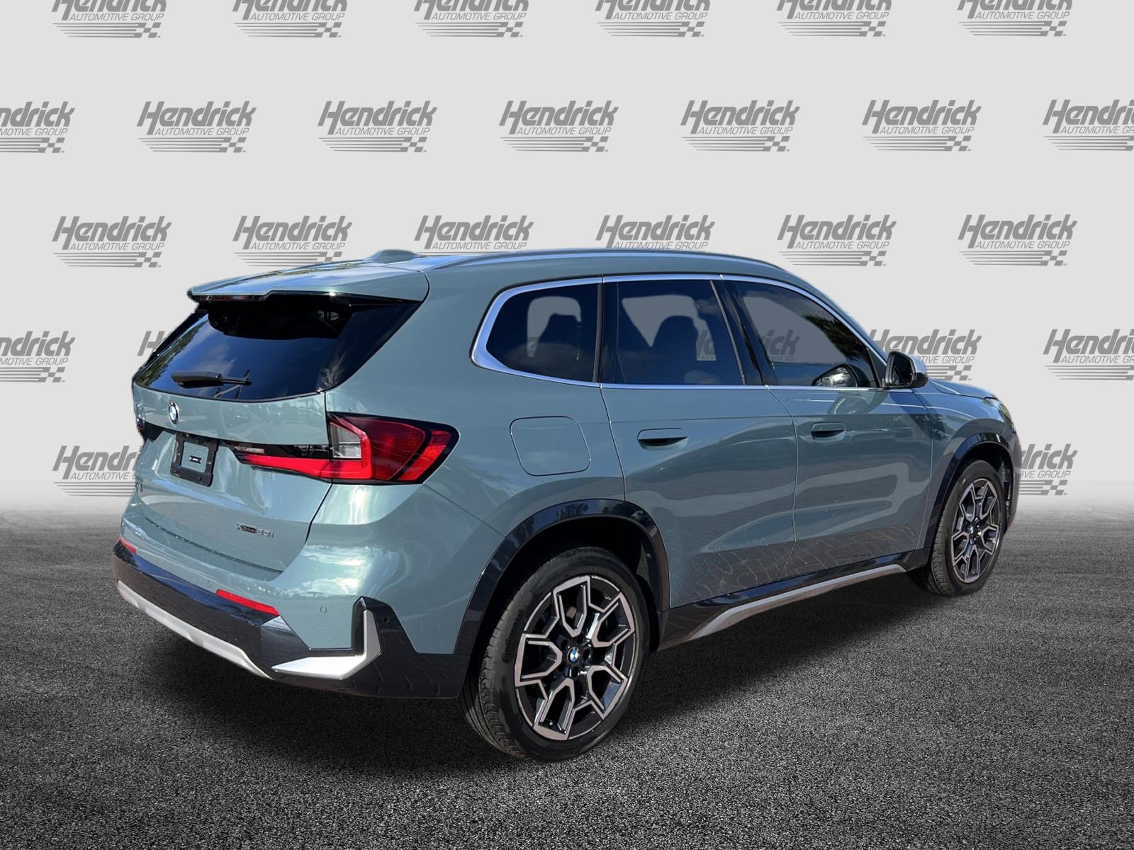 Used 2023 BMW X1 xDrive28i w/ Premium Package AWD/4WD image 10