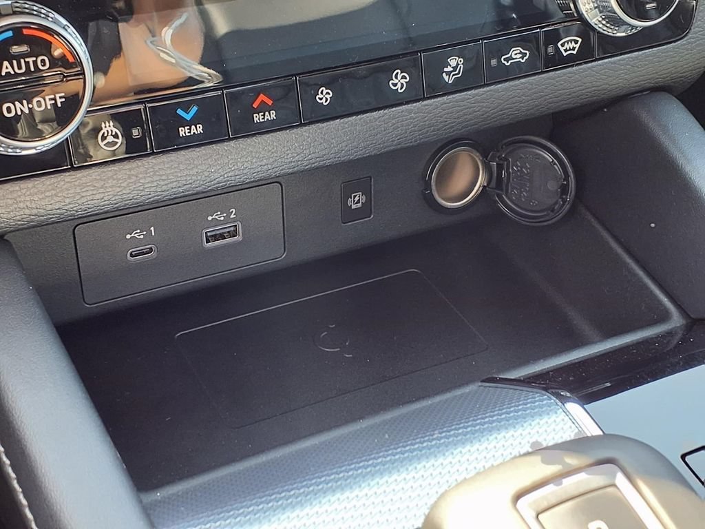 New 2026 Nissan Rogue Platinum AWD/4WD image 10