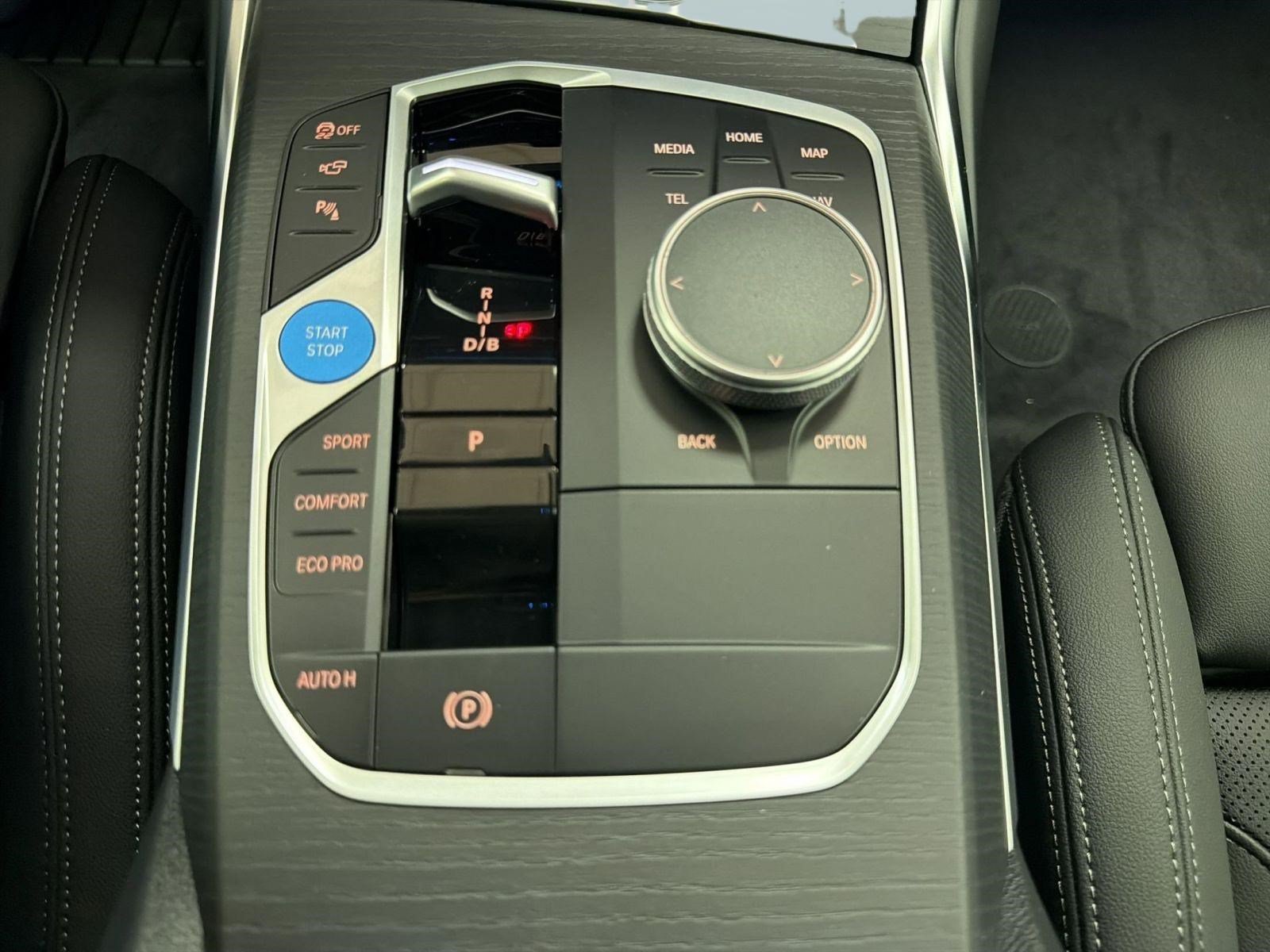 Used 2026 BMW i4 xDrive40i w/ Premium Package AWD/4WD image 15