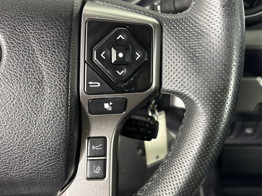 Used 2022 Toyota Tacoma SR5 w/ Technology Package RWD image 20