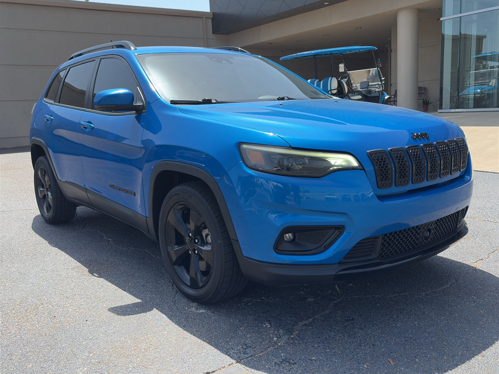 Used 2021 Jeep Cherokee Latitude Plus FWD image 3