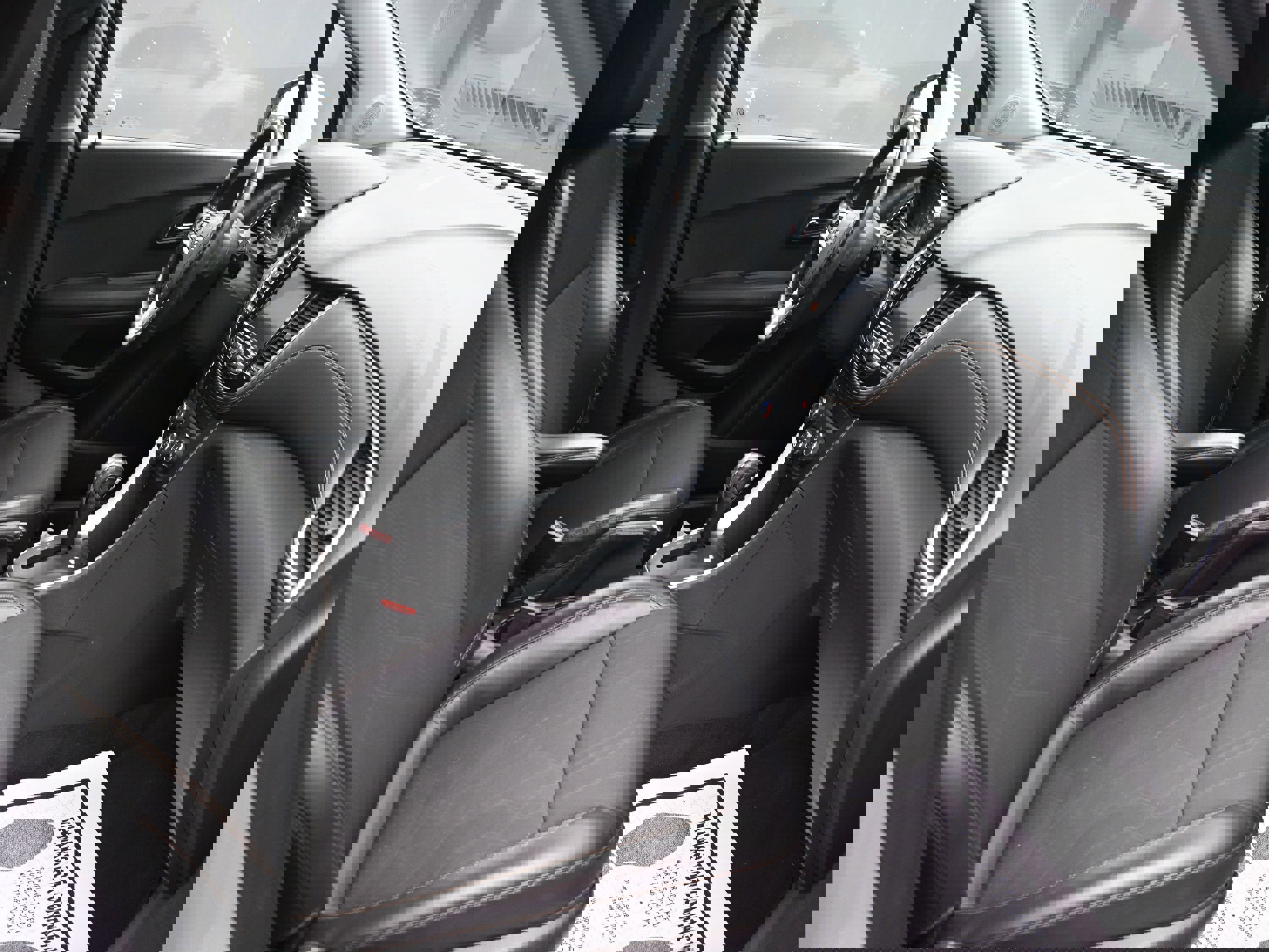 Certified 2022 Chevrolet Trax LT w/ LT Convenience Package image 23