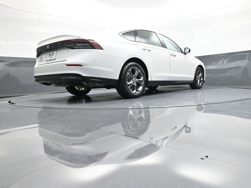 Certified 2023 Honda Accord EX image 30
