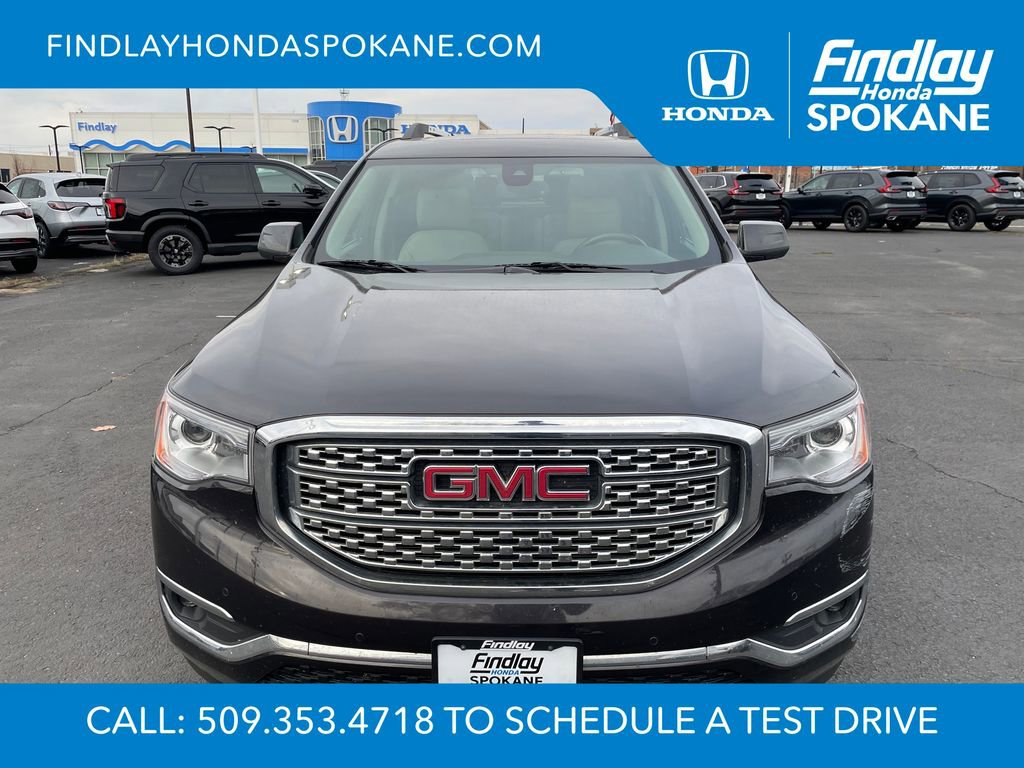 Used 2017 GMC Acadia Denali image 2