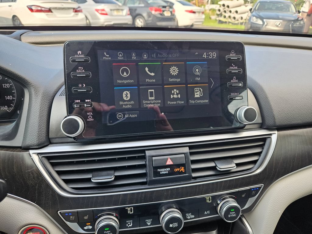 Used 2022 Honda Accord Touring image 13