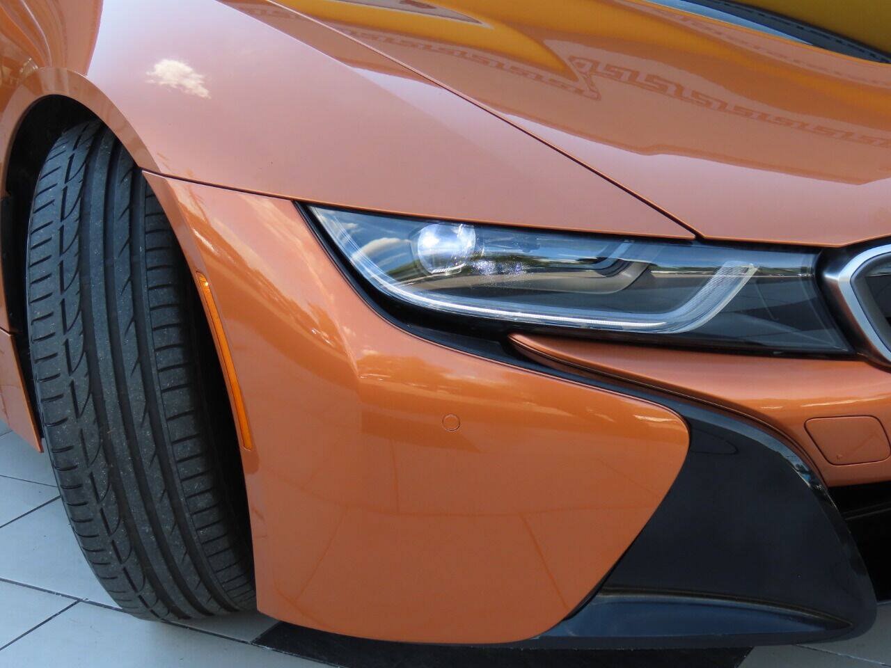 Used 2019 BMW i8 Roadster AWD/4WD image 27