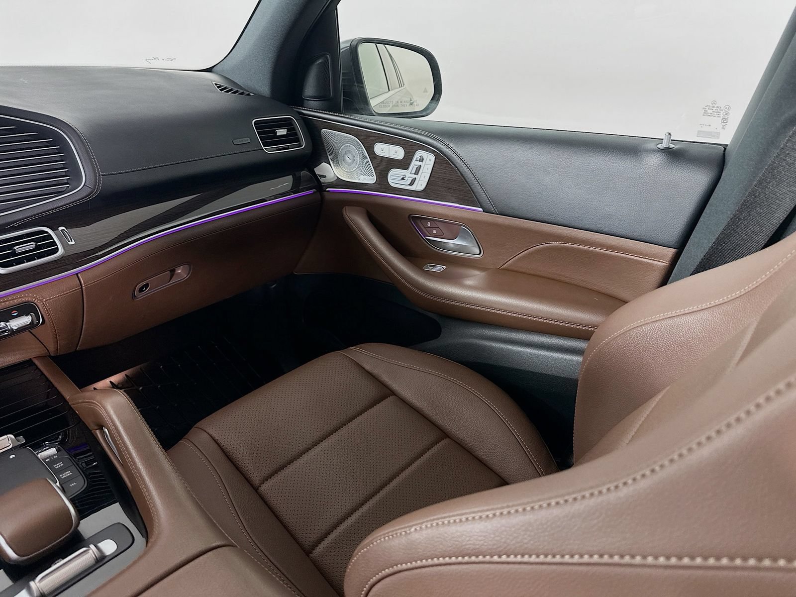 Used 2024 Mercedes-Benz GLS 450 4MATIC image 23