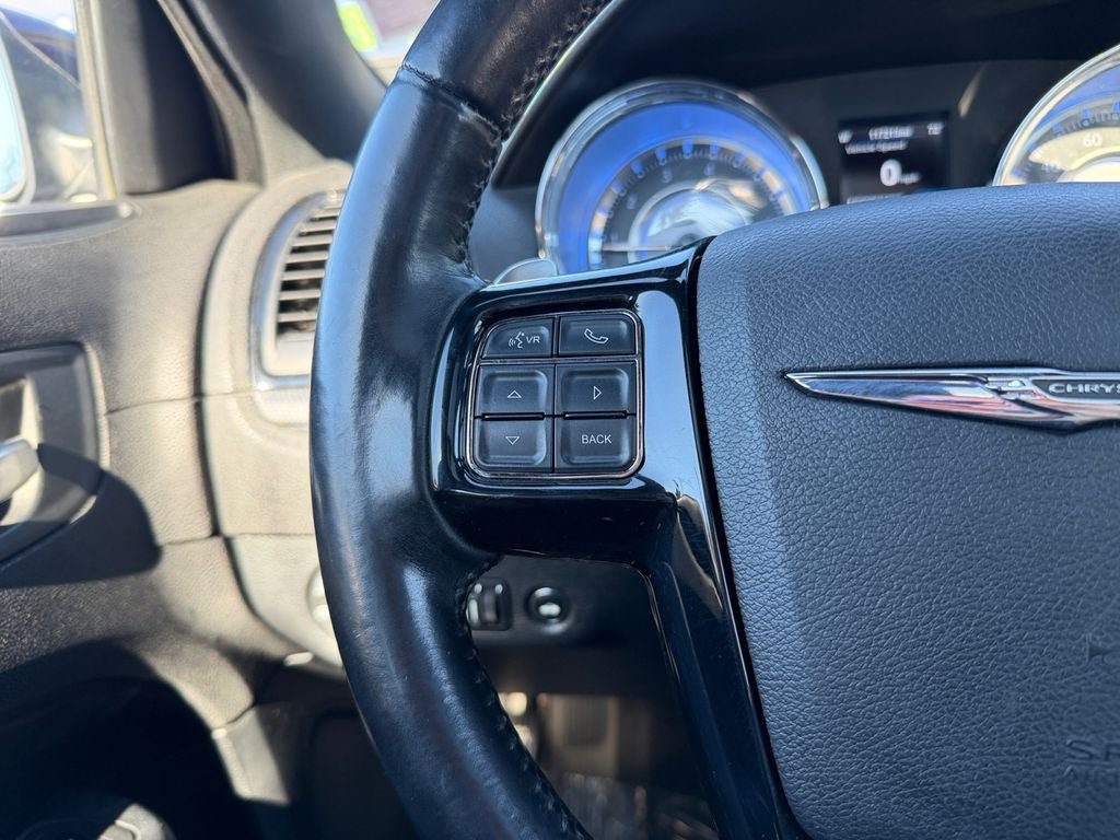 Used 2014 Chrysler 300 S RWD image 15