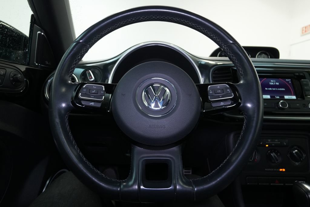 Used 2012 Volkswagen Beetle Turbo FWD image 34