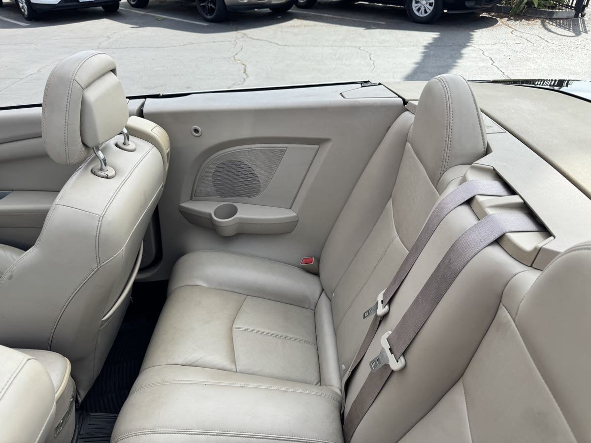 Used 2013 Chrysler 200 Limited FWD image 32