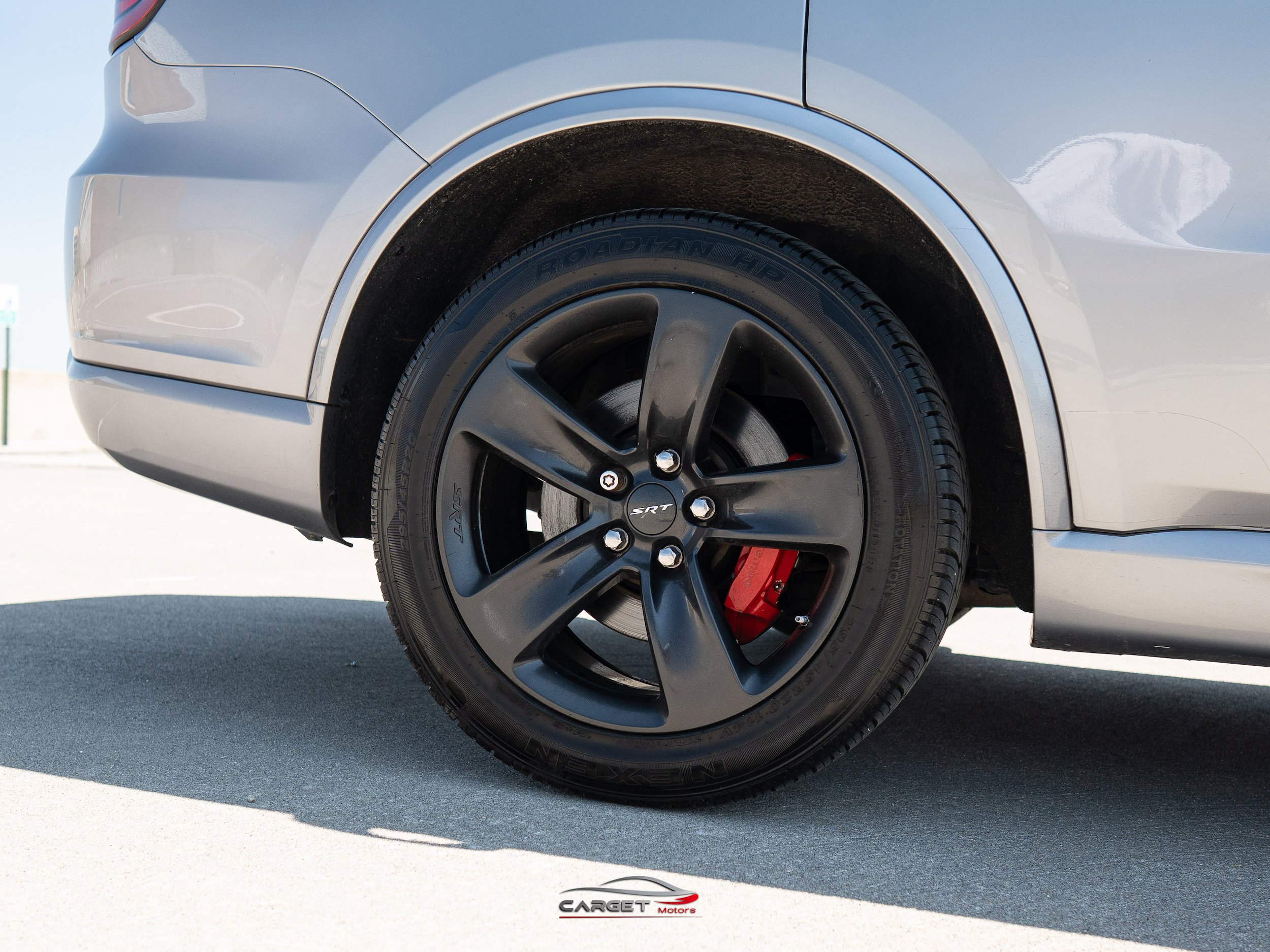 Used 2018 Dodge Durango SRT w/ Technology Group AWD/4WD image 11