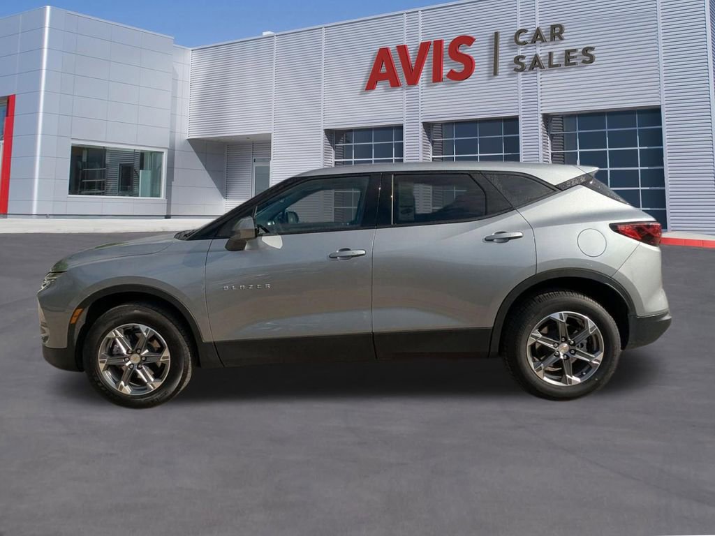Used 2025 Chevrolet Blazer LT image 10