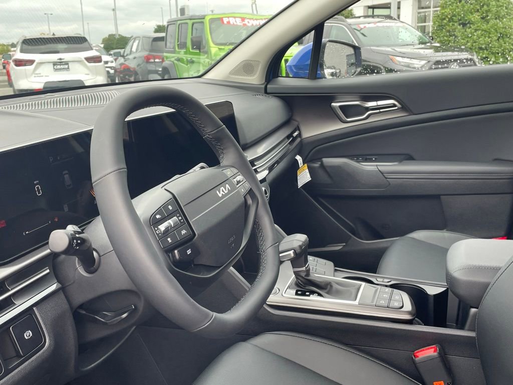 New 2026 Kia Sportage EX image 10