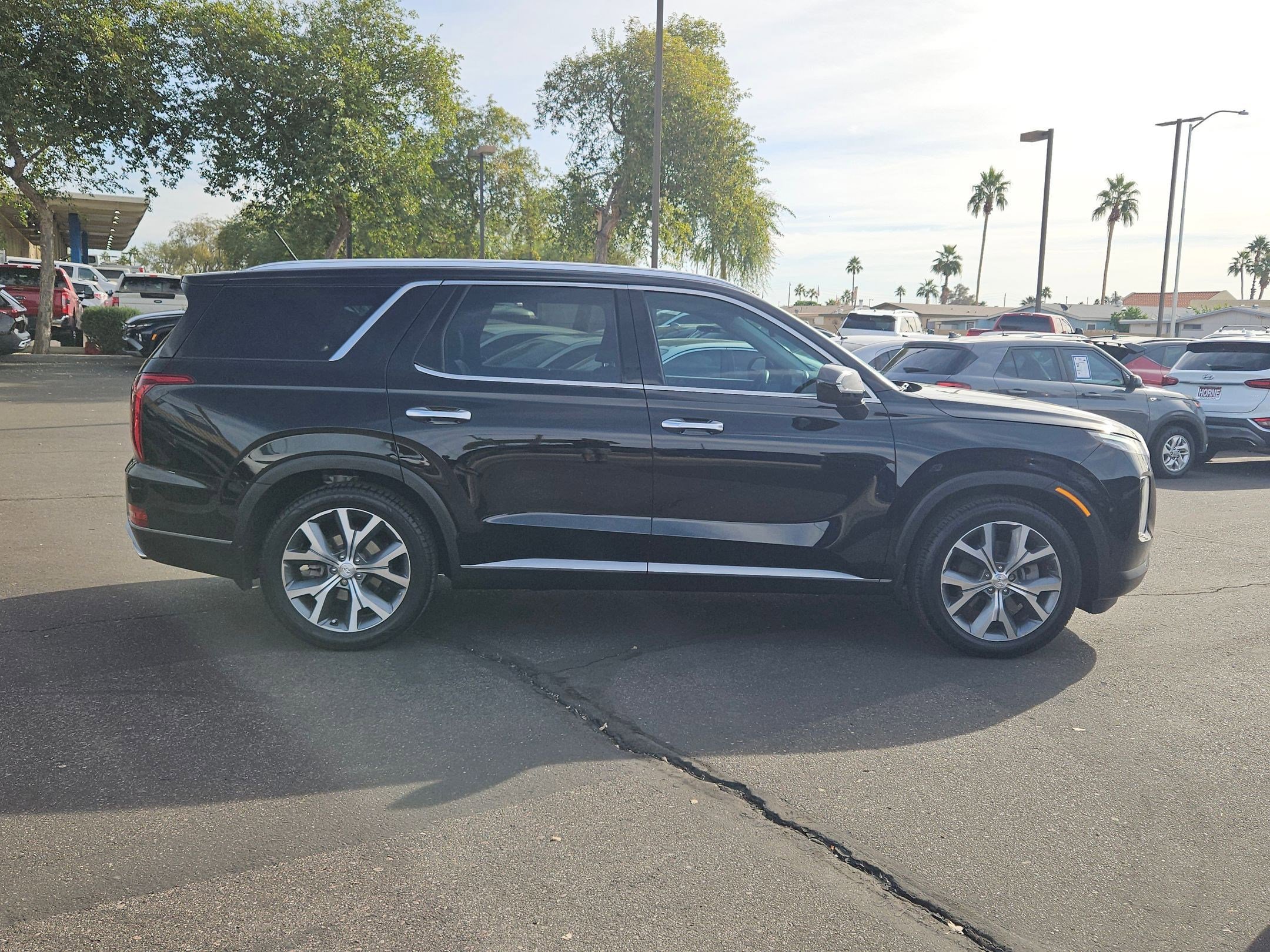 Used 2022 Hyundai Palisade SEL w/ Convenience Package image 4
