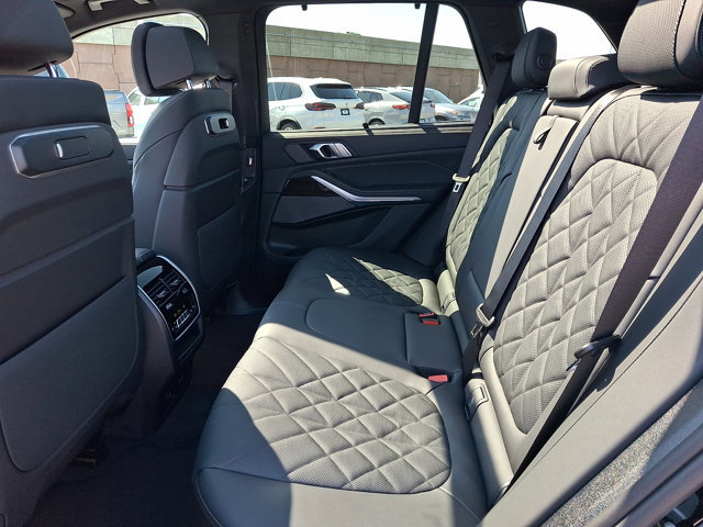 New 2026 BMW X5 xDrive40i w/ M Sport Package image 5