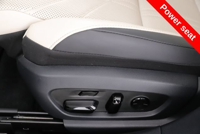 Used 2025 Lexus ES 350 w/ Ultra Luxury Package FWD image 19