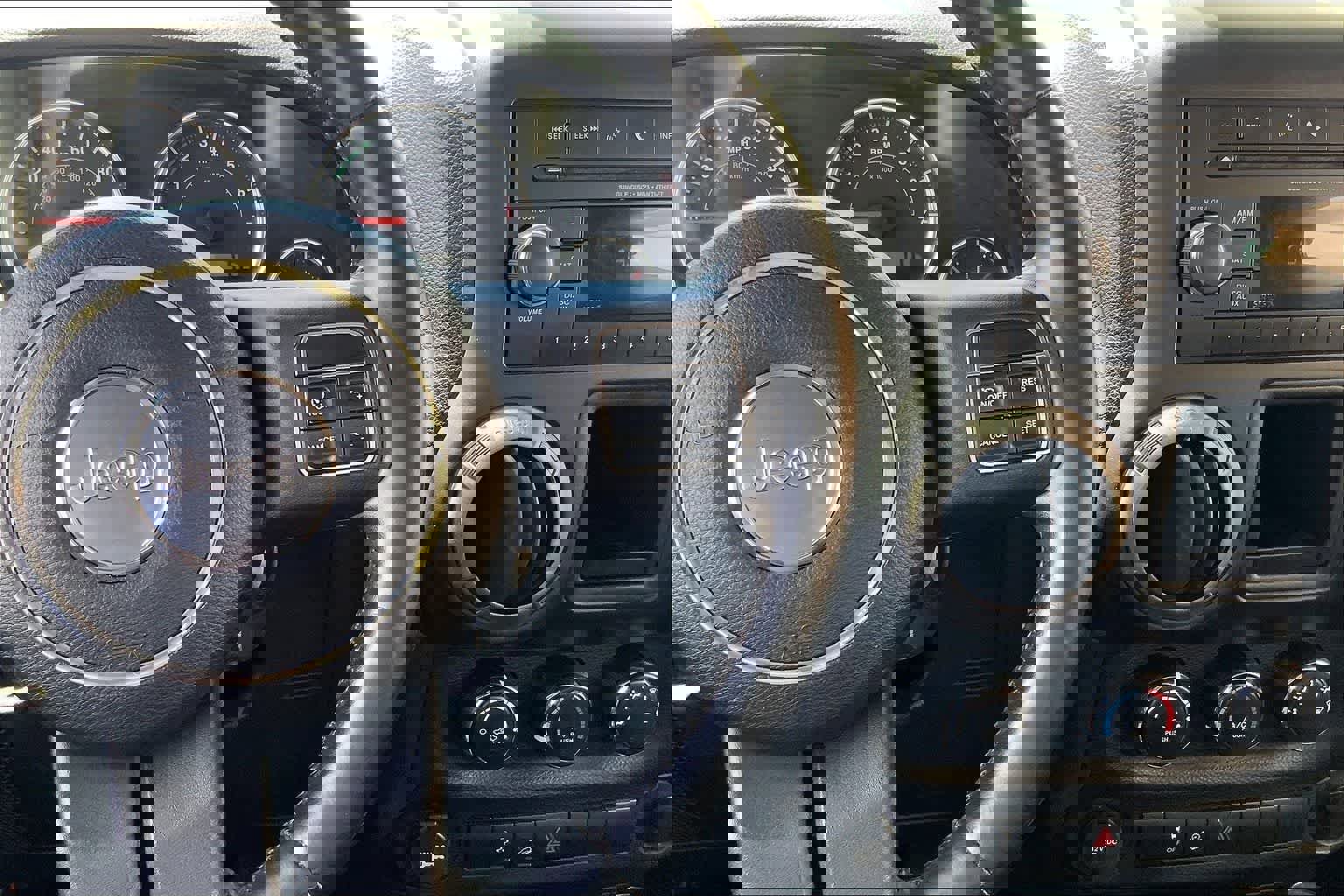 Used 2012 Jeep Wrangler Unlimited Sport w/ Connectivity Group AWD/4WD image 24