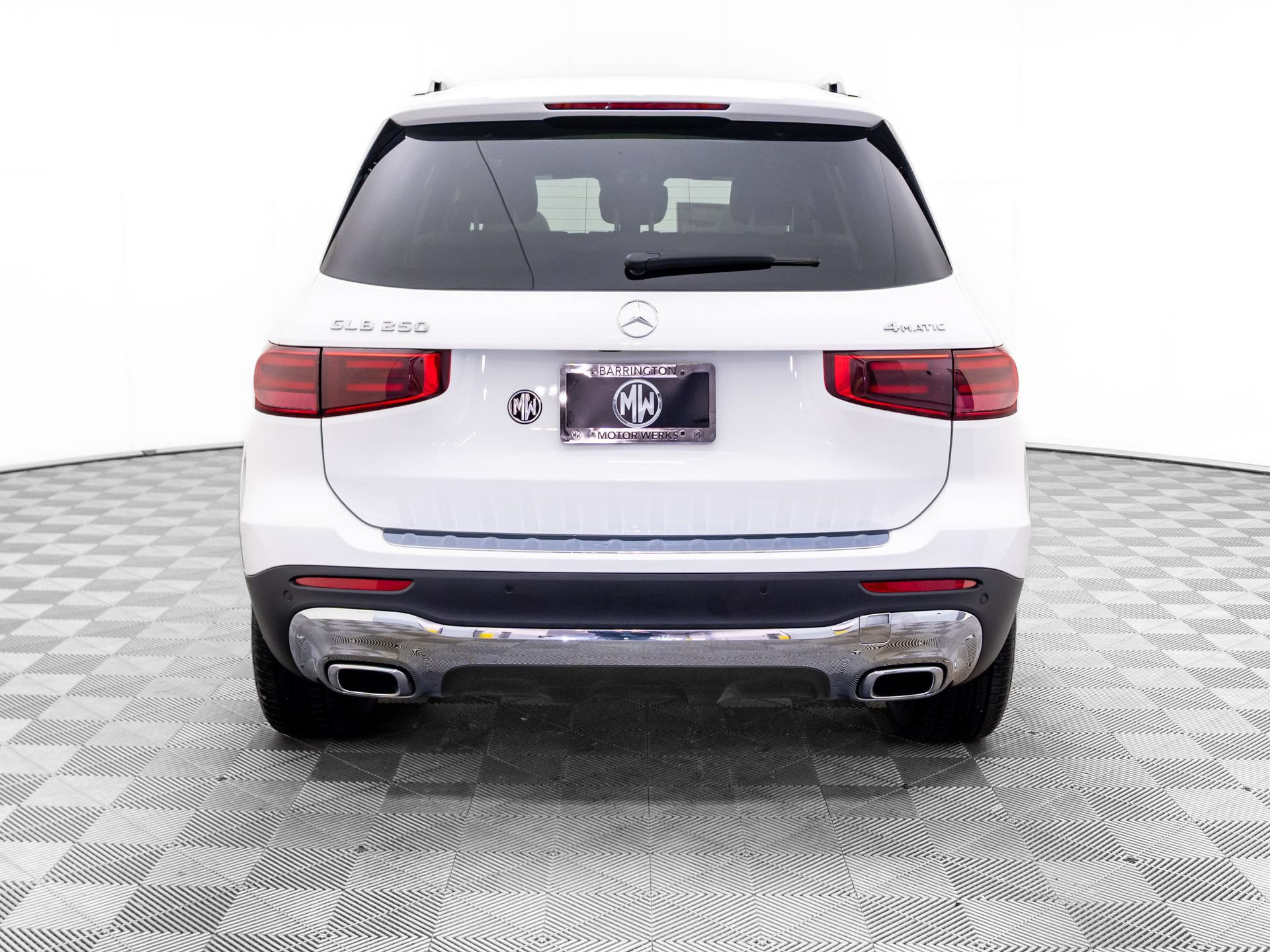 New 2026 Mercedes-Benz GLB 250 4MATIC image 4