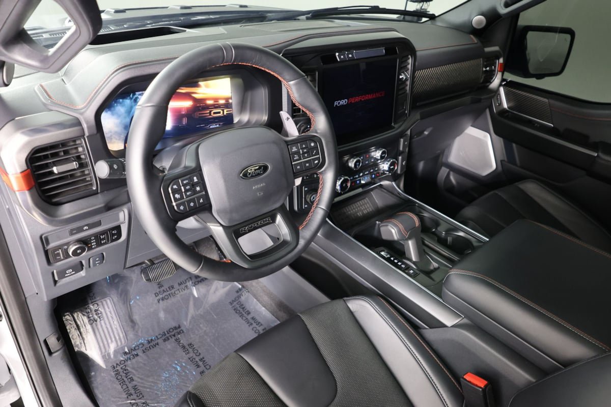 Used 2025 Ford F150 Raptor AWD/4WD image 24